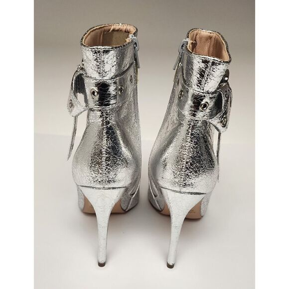 CHASE AND CHLOE Adonis-3 Buckle Pointed Toe Bootie Metallic Silver Size US 6.5 - Picture 7 of 12